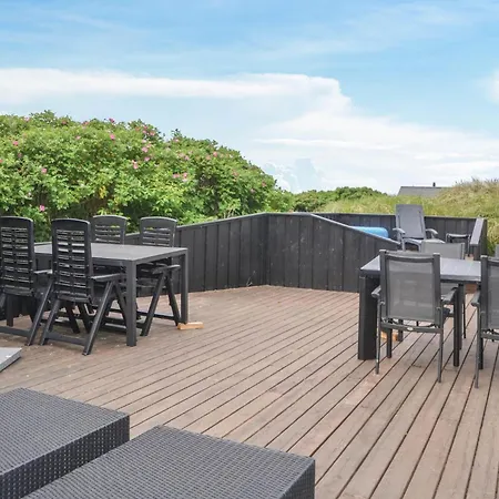 4 Bedroom Amazing In Henne * Henne Strand